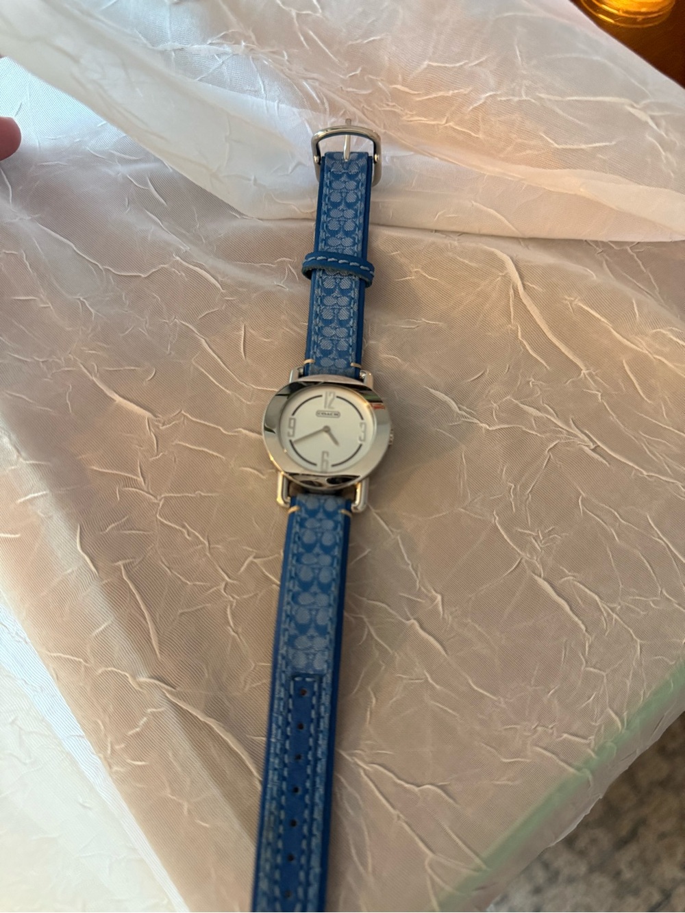 Coach Blue Signature cloth Strap Round Watch - Picture 2 of 3